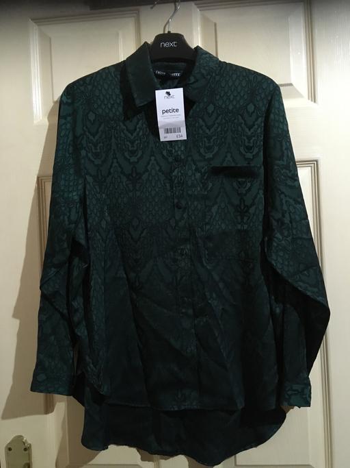 Buy & Sell West Midlands Dudley - Photos for Next Ladies Green Snake print shirt