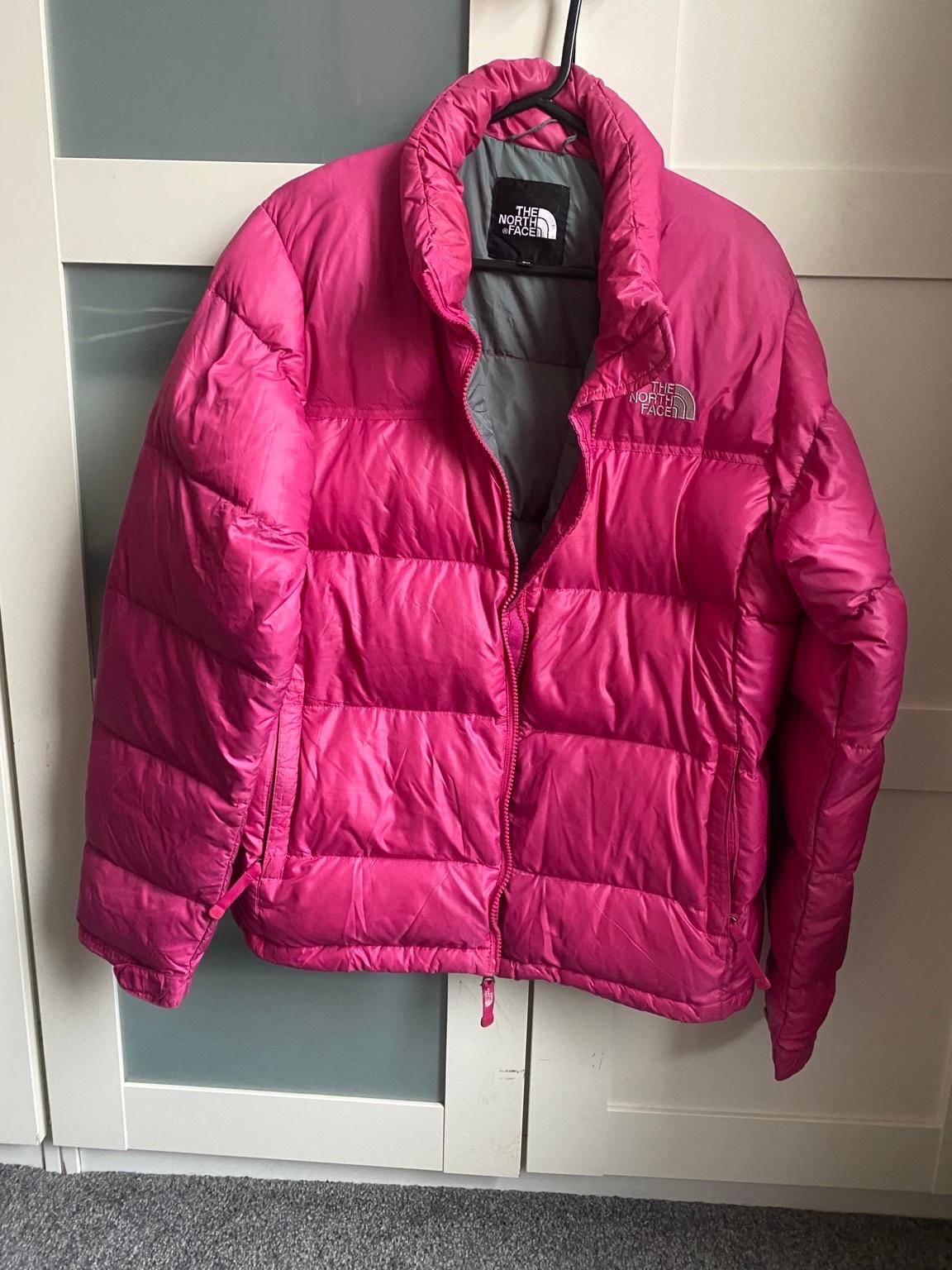 The north face puffer Jacket pink colour girl in BL6 Horwich für 64,95 ...