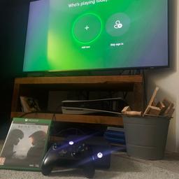 Xbox One Day one edition Console plus controller and Halo. Latest OS Fully working no issues or faults.