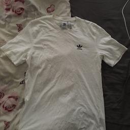 Worn twice still in excellent condition 
Size medium

Collection only