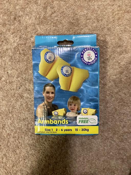 Buy & Sell Wiltshire Old Sarum - Wiltshire - Photos for Armbands 2-6 years 15-30kg