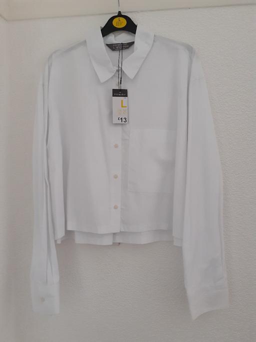 Buy & Sell Kent Gravesham - Photos for Brand New white Shirt