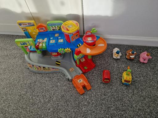 Buy & Sell West Midlands Walsall - Photos for Vtech Toot toot garage