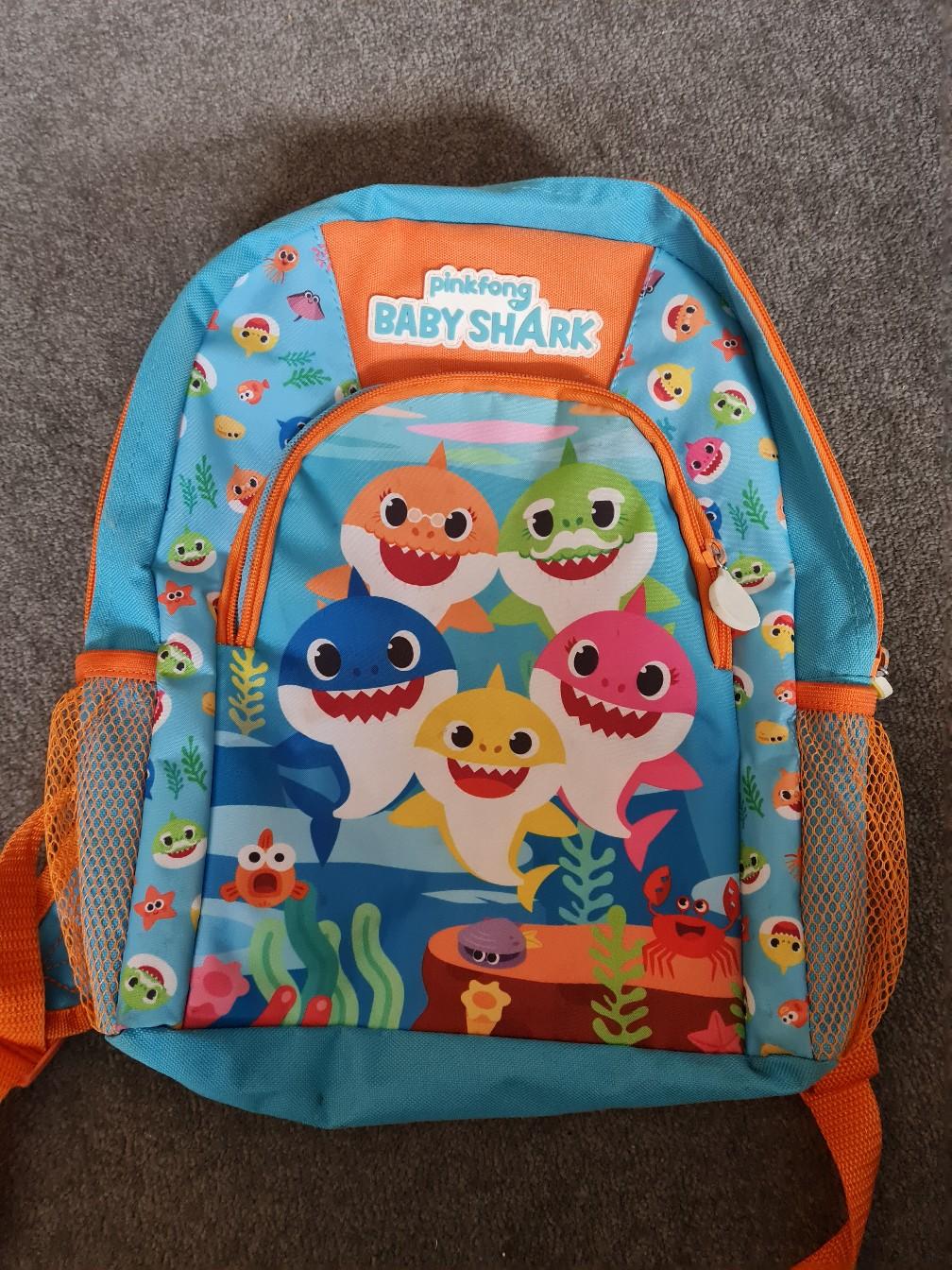 Baby Shark Bag in WV5 Staffordshire für 5,00 £ zum Verkauf Shpock DE