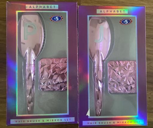 Buy & Sell Yardley Birmingham - Photos for Hair brush and mirror set
