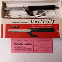 original verpackter Butterfly Haarweller aus dem Jahr 1966 - wahrscheinlich nie benutzt
funktioniert

An Selbstabholer

Da Privatverkauf keine Garantie und Rücknahme