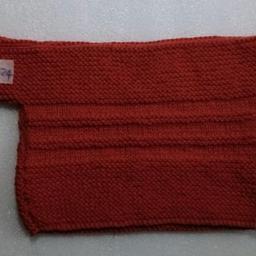 Hand knitted baby woolen top.

Newly made suitable for newborn.  Lovely shade of autumnal red colour with banding feature.

Local collection preferred or can be posted out at extra costs.  Within mainland UK, £2.95, elsewhere please enquire & do my best to let you know as soon as possible.
