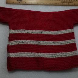 Hand knitted baby woolen top #28

Newly made suitable for newborn.  Lovely horizontal band colour pattern.

Local collection preferred or can be posted out at extra costs.  Within mainland UK, £2.95, elsewhere please enquire & do my best to let you know as soon as possible.