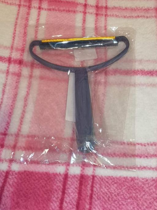 Buy & Sell Lancashire West Lancashire - Photos for New pet hair remover blue or orange