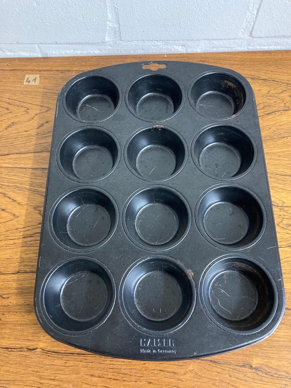 Kaiser Muffin Form Backform Muffinbackform in 47800 Krefeld für 5,00 ...