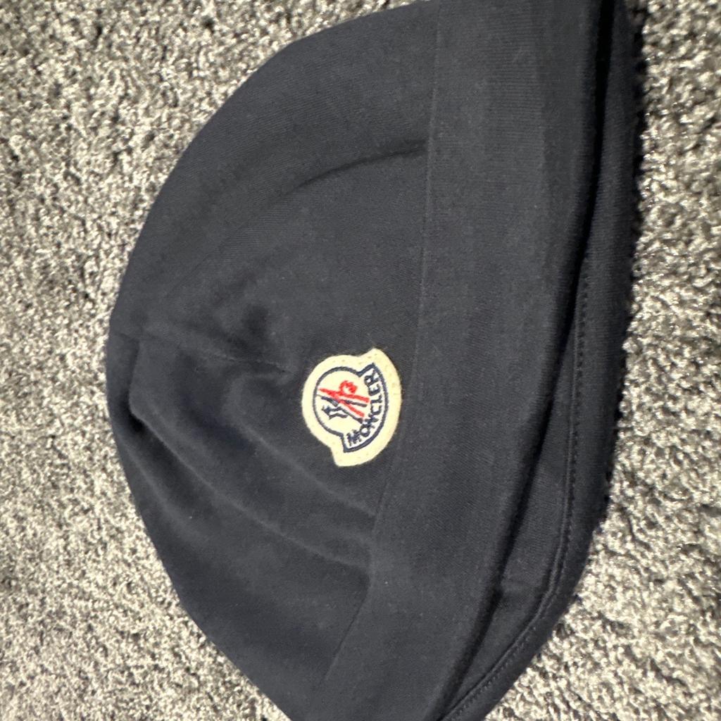 Moncler baby hat,navy