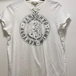 Brave Soul London Damen Shirt / Größe M/ keine Mängel/ Asos Neupreis 29,90€/ vorne zum Schnürren/ Versand ab 1,95€