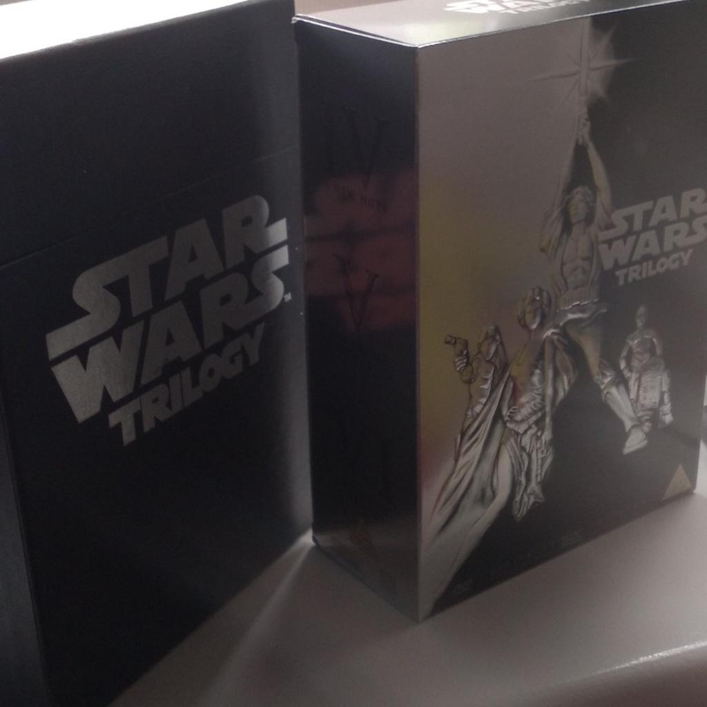 Full set Star Wars trilogy movie cd dvd 3 movie + 1 bonus material
IV,V,VI episode
Colection only
