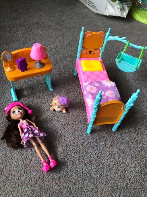 Buy & Sell West Midlands Birmingham - Photos for Enchantamals bear doll playset as new £12.50