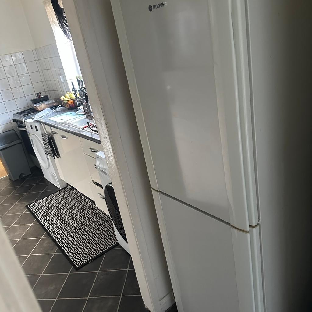 Hoover fridge freezer in WV4 Wolverhampton für £ 60,00 zum Verkauf ...
