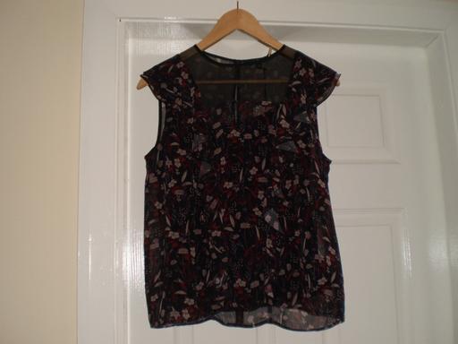 Buy & Sell Lancashire Pendle - Photos for Blouse“Tara Jarmon“Size: 10 (UK)