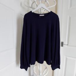Blouse "Oasis"

Navy Colour

New With Tags

Actual size: cm and m

Length: 64 cm front

Length: 67 cm back

Length: 40 cm from armpit side

Shoulder width: 45 cm

Length sleeves: 67 cm

Volume hands: 50 cm

Volume chest: 1.06 m - 1.10 m

Volume waist: 1.10 m – 1.14 m

Volume hips: 1.14 m – 1.20 m

Size: XL (UK)

95 % Viscose
 5 % Elastane

Made in Turkey