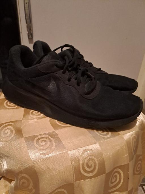 Buy & Sell East London Hackney Marshes - East London - Photos for MENS NIKE TRAINERS SIZE 10