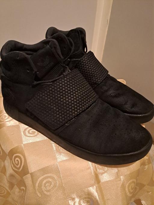 Buy & Sell East London Hackney Wick - East London - Photos for MENS ADIDAS SUEDE HIGH TOP TRAINERS SIZE 1O