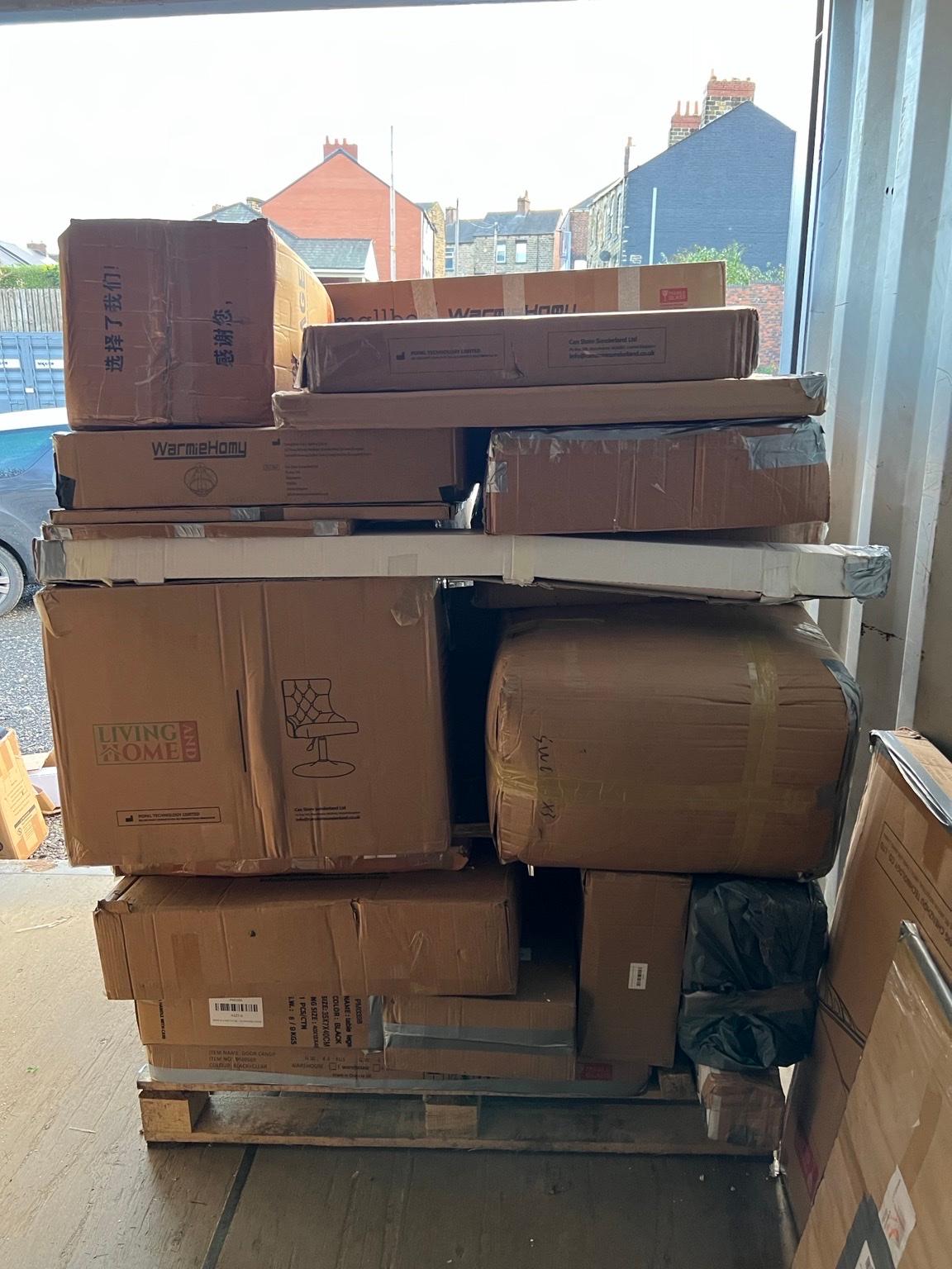 Return pallet mixed items available in S70 Barnsley für 500,00 £ zum