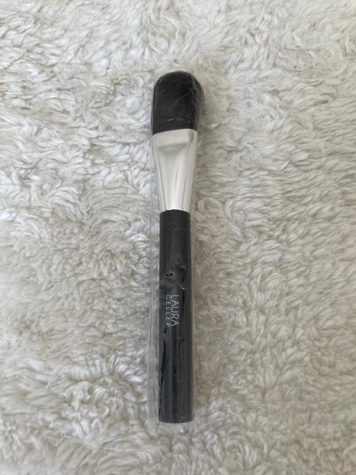 Buy & Sell North London Shacklewell - North London - Photos for LAURA GELLER face brush