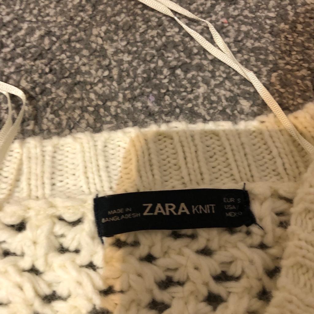 Gorgeous Zara pom pom jumper worn once. Excellent condition 😍