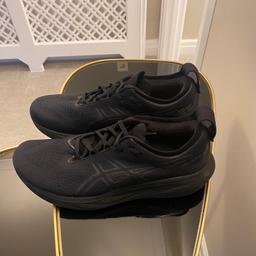 I’m selling a pair of ASICS Gel Nimbus 25 Sneakers/Trainers Uomo.
Worn twice so in excellent condition.
Size 11.
Were originally £174.99.
No box.