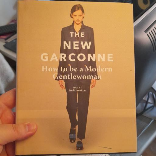 Buy & Sell Greater Manchester Manchester - Photos for How to Be a Modern Gentlewoman [Book]