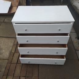 Wooden 4 drawer chest strong good condition 
H 83 x 83 x 47 cm le39la Leicester