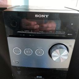 Sony midi system with radio , cd player and mp3 slot. Very good condition in full working order