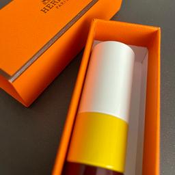 Hermès Lippenstift
Unbenutzt mit Originalverpackung
Originalpreis 69 €