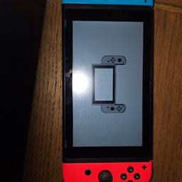 Nintendo switch console, good condition but it doesn't recognise the joycons when they're put on. Good for spares or if somebody knows how to fix it.

JOYCONS NOT INCLUDED, TABLET ONLY!