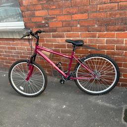 Red bike 
Good tires and breaks
Everything like new
£80
07933 406965