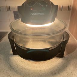 Daewoo Halogen Air Fryer

Very good condition

Can hold up to 17litres with the extender ring provided. Along with a self Cleaning Function