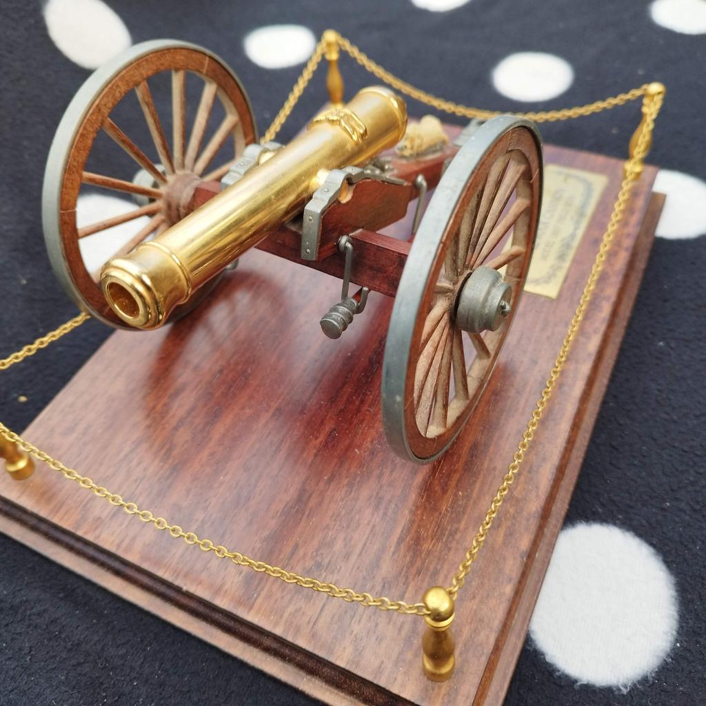Modell Franklin Mint Civil War Cannon 1857 in 69117 Heidelberg für €