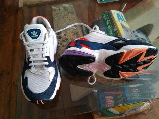 Buy & Sell West Midlands Sandwell - Photos for Adidas Torchion size 3 1/2