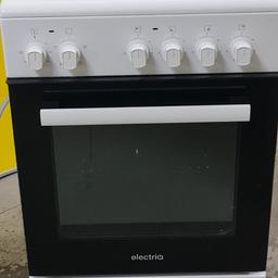 Electra electric cooker like new 

Dimensions H90cm W50cm D60cm 

in excellent condition 

collection please 

Blackburn bb21pq