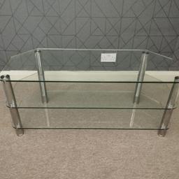 here is a glass TV unit in good condition is very heavy

size
length 114cm
width 45cm
height 50cm