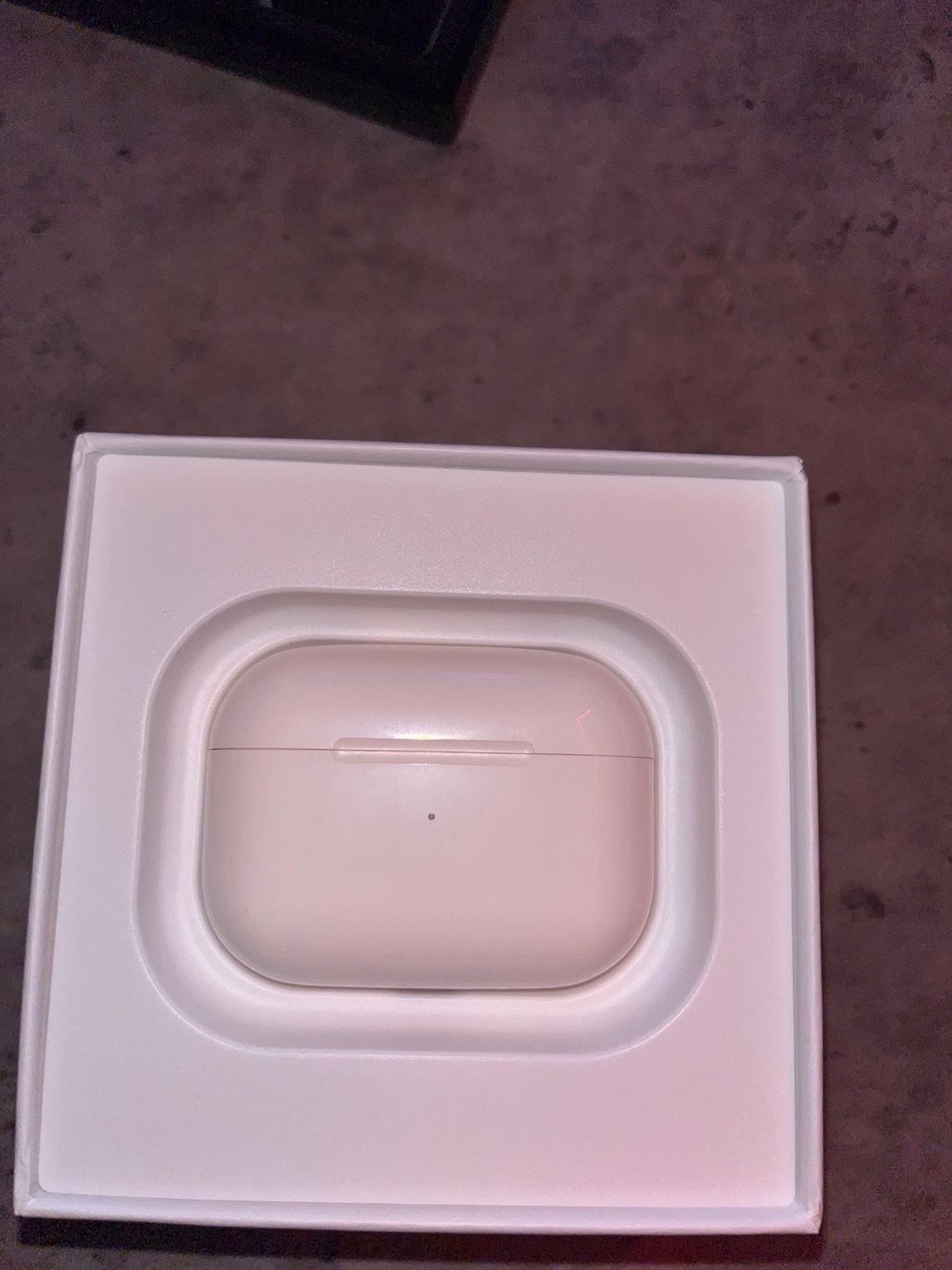 airpods-pro-in-ng8-nottingham-f-r-80-00-zum-verkauf-shpock-de