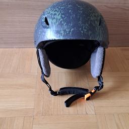 Skihelm Brunotti mit Skibrille
Helmgröße 53-56cm
grün-schwarz
Helm hat leichte Gebrauchsspuren (siehe letztes Foto), unfallfrei
Skibrille neuwertig
Versand bei Kostenübernahme
Privatverkauf