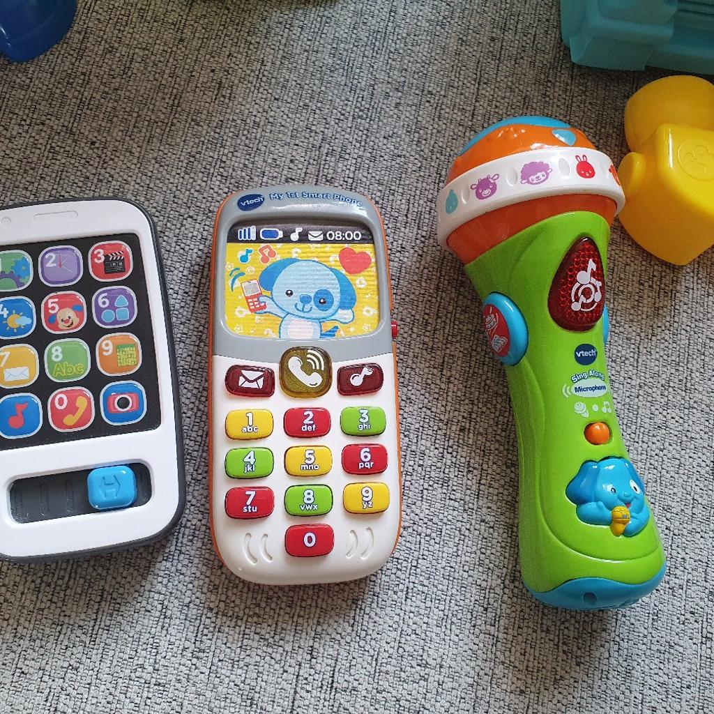 For sale 7 toys in good and working condition
-Fisher Price Learning Tool Bench- working condition but there is missing one square part with number 2
- Fisher Price Phone- working condition
- Mr potato
-Fisher Price dance and move beatbowwow
-Vtech My 1st smart phone
-Vtech sing along microphone
- Chicco car - working condition