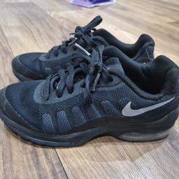 Nike Trainers
Black
Boys size 3 uk
Very good condition