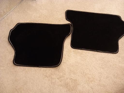 Vehicles Surrey Guildford - Photos for 2 black carpet car mats