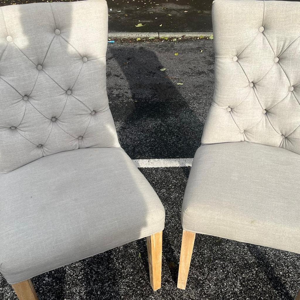 2x lovely chairs
