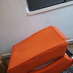 hardly used gaming chair lovely condition
