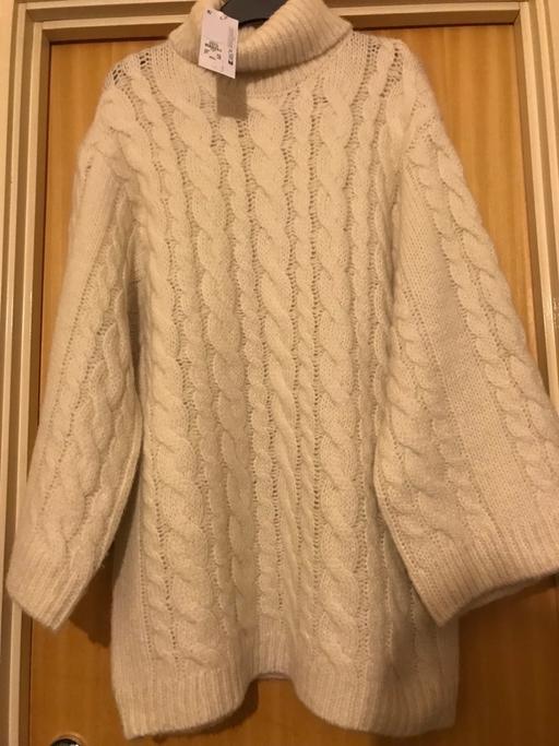 Buy & Sell West Midlands Sandwell - Photos for BNWT Size small 10/12 Woollen jumper.