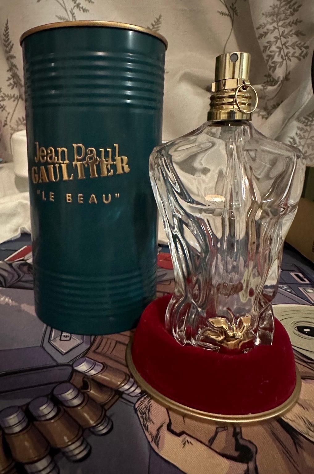 Empty Jean Paul gaultier perfume bottle+stand in BS22 für £ 5,00 zum ...