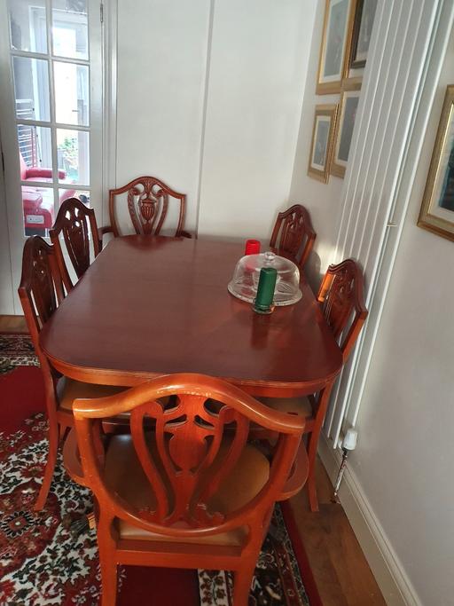 Buy & Sell West London Hillingdon - Photos for Dining table and chairs-medium Yew