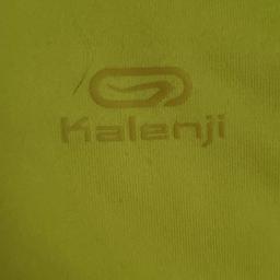 Kalenji sweatshirt with pockets . Size S. Great condition. 