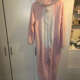 Only washed once 
Unicorn onsie 
Size large 14/16 
Pink and white